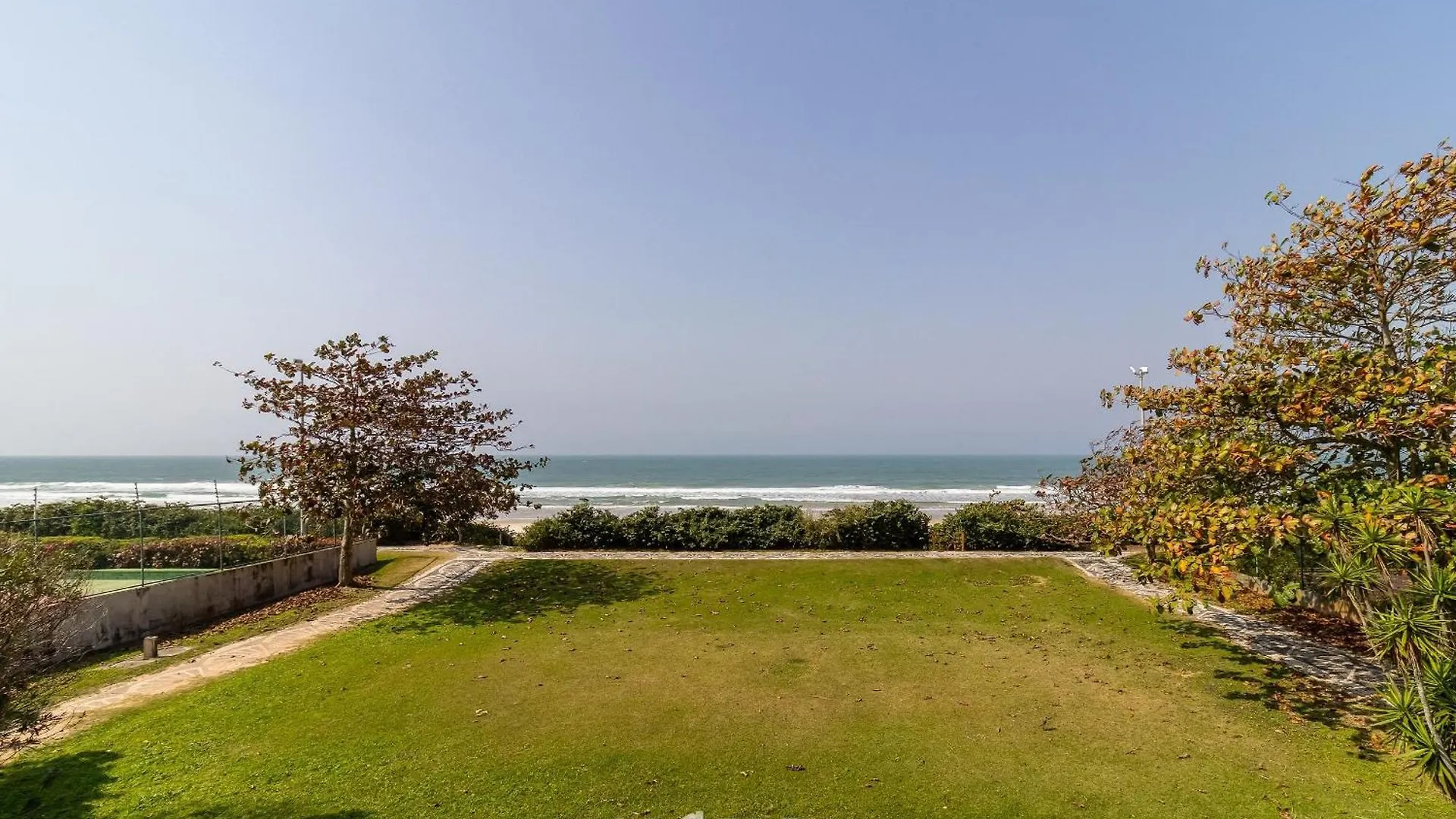 Apto C/Churrasq E Acesso A Praia Brava Rra0103 Florianópolis 0*,  브라질