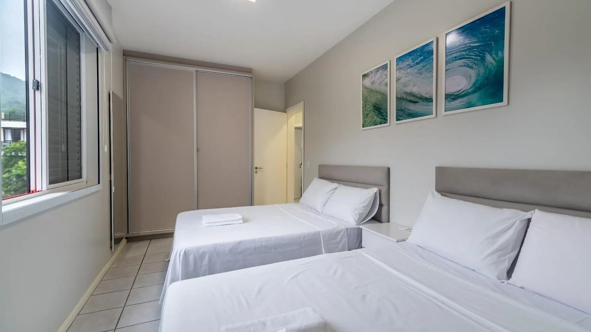 아파트 Apto C/Churrasq E Acesso A Praia Brava Rra0103 Florianópolis